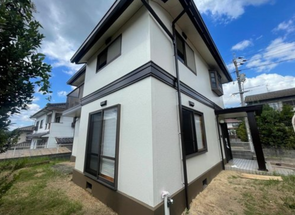 福山市大谷台、中古一戸建ての外観画像です