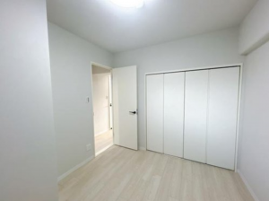 福山市沖野上町、マンションの画像です