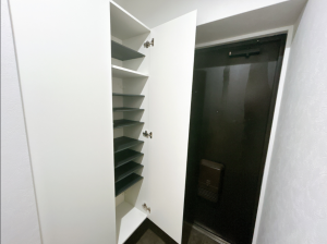 福山市沖野上町、マンションの画像です