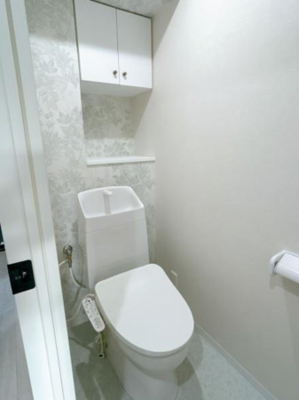 福山市沖野上町、マンションのトイレ画像です