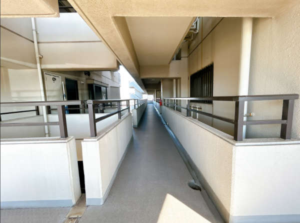 福山市沖野上町、マンションの画像です