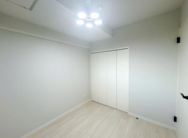 福山市沖野上町、マンションの画像です