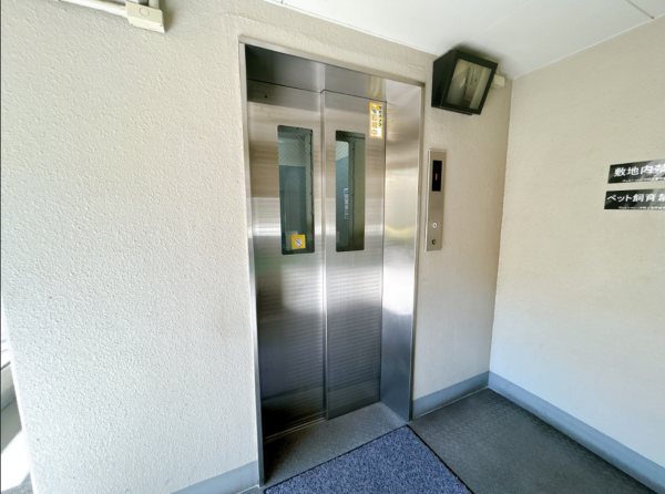 福山市沖野上町、マンションの画像です