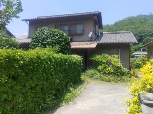 福山市沼隈町大字草深、中古一戸建ての外観画像です