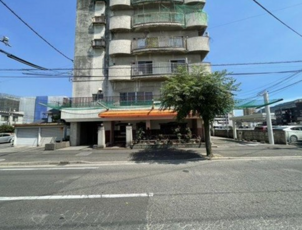 福山市沖野上町、マンションの画像です