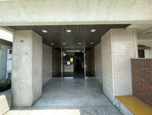 福山市沖野上町、マンションの画像です