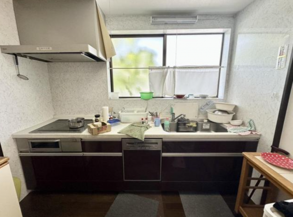 福山市手城町、中古一戸建てのキッチン画像です