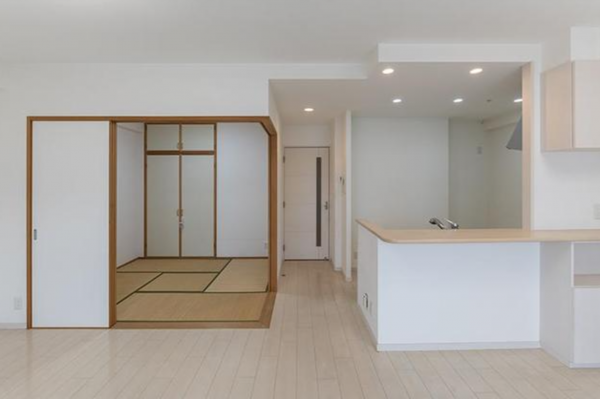 福山市引野町、マンションの居間画像です
