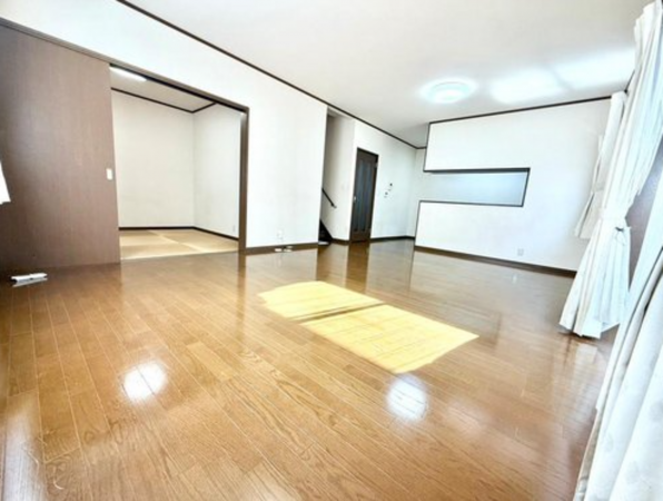 福山市平成台、中古一戸建ての画像です