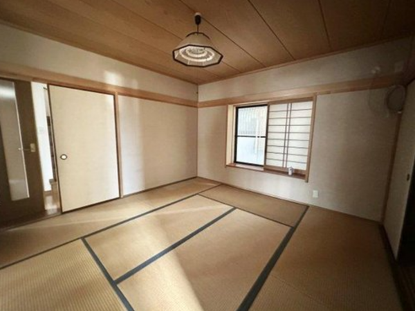 福山市伊勢丘、中古一戸建ての画像です