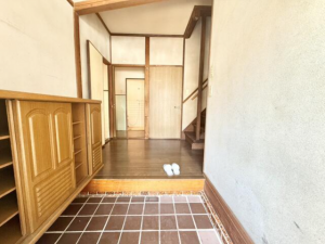 福山市川口町、中古一戸建ての画像です