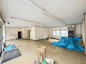 福山市西深津町、中古一戸建ての画像です