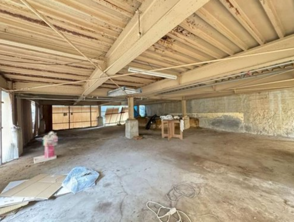 福山市西深津町、中古一戸建ての画像です