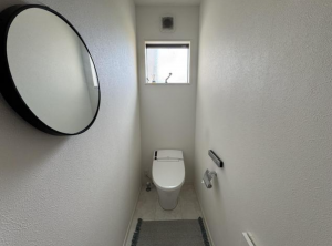 福山市瀬戸町大字地頭分、中古一戸建てのトイレ画像です