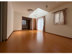 福山市川口町、中古一戸建ての画像です