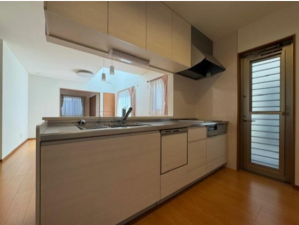 福山市川口町、中古一戸建ての画像です