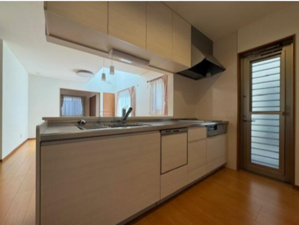 福山市川口町、中古一戸建ての画像です