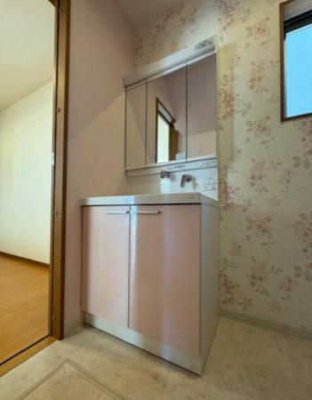 福山市川口町、中古一戸建ての画像です