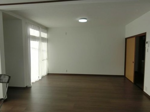 福山市木之庄町、中古一戸建ての画像です