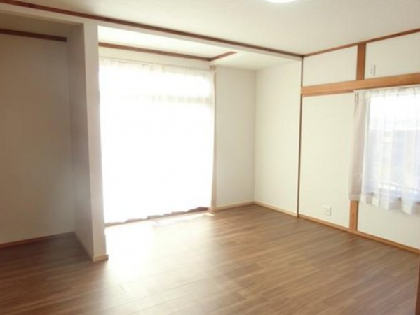 福山市木之庄町、中古一戸建ての画像です