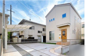 福山市新涯町、中古一戸建ての画像です