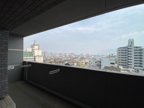 福山市西桜町、マンションのバルコニー画像です