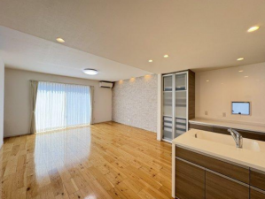 福山市新涯町、中古一戸建ての画像です