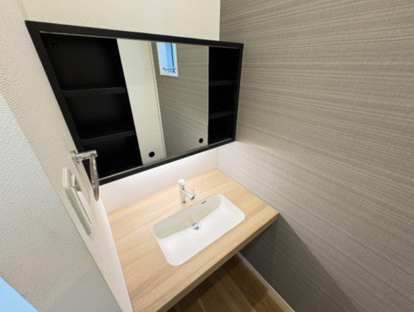 福山市新涯町、中古一戸建ての画像です