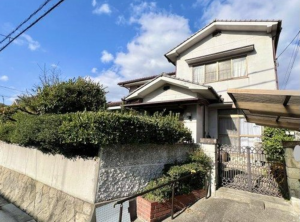 福山市向陽町、中古一戸建ての画像です