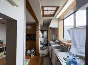 福山市向陽町、中古一戸建ての画像です