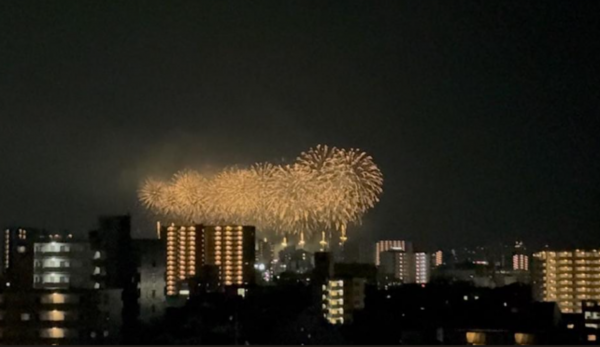 福山市東桜町、マンションの画像です