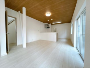 福山市新涯町、中古一戸建ての画像です