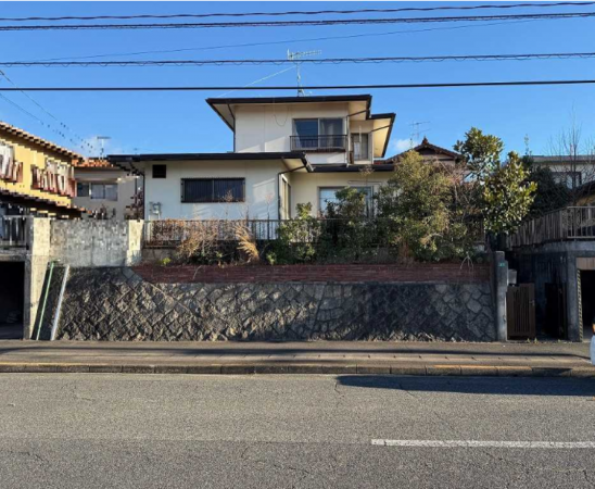 福山市幕山台、中古一戸建ての画像です