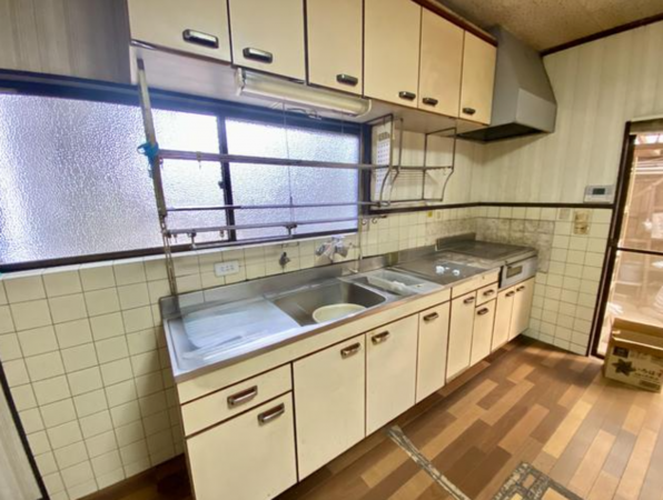 福山市瀬戸町大字長和、中古一戸建てのキッチン画像です