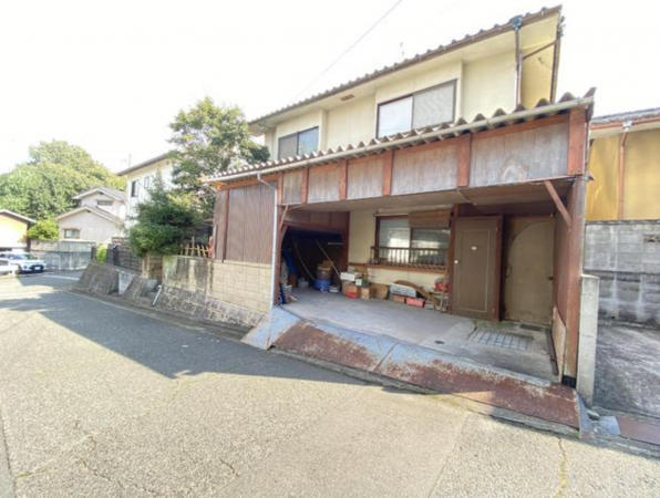 福山市瀬戸町大字長和、中古一戸建ての外観画像です