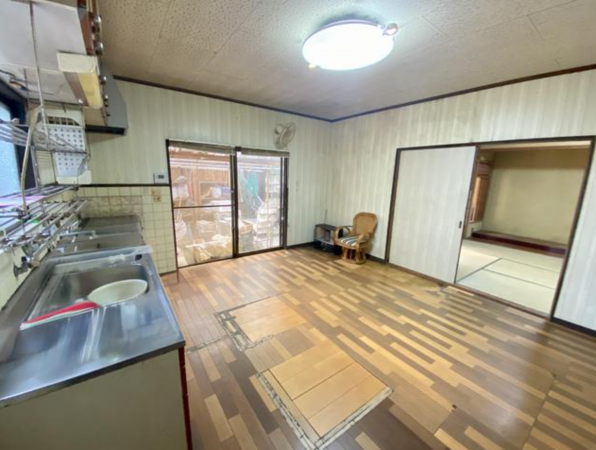 福山市瀬戸町大字長和、中古一戸建てのキッチン画像です