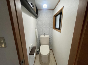 福山市鞆町後地、中古一戸建てのトイレ画像です