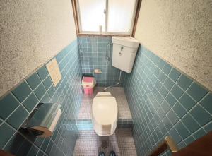 福山市高美台、中古一戸建てのトイレ画像です