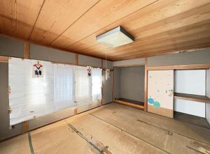 福山市高美台、中古一戸建ての画像です