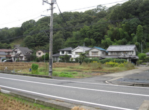 福山市沼隈町大字草深、土地の画像です
