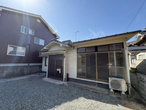 福山市千代田町、中古一戸建ての外観画像です