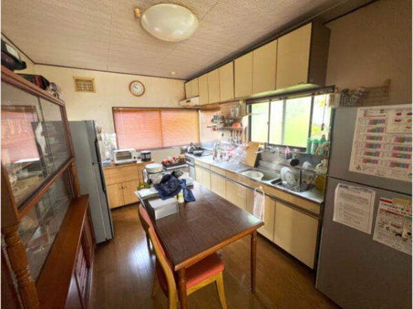 福山市藤江町、中古一戸建ての画像です