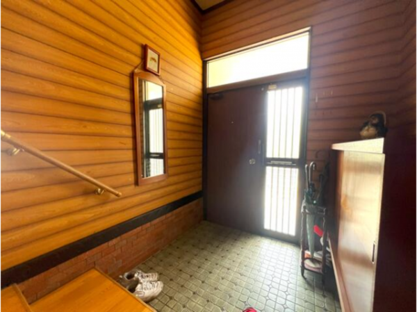 福山市藤江町、中古一戸建ての画像です