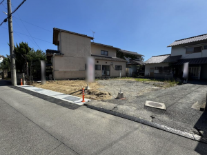 福山市水呑町、新築一戸建ての前面道路を含む現地写真画像です