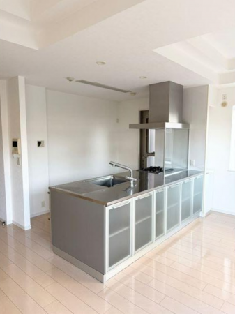 福山市北吉津町、マンションの画像です