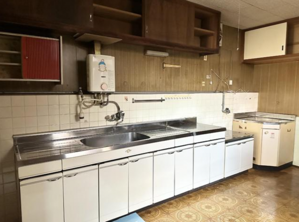 福山市鞆町鞆、中古一戸建てのキッチン画像です