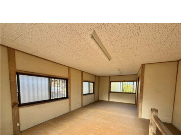 福山市田尻町、中古一戸建ての画像です