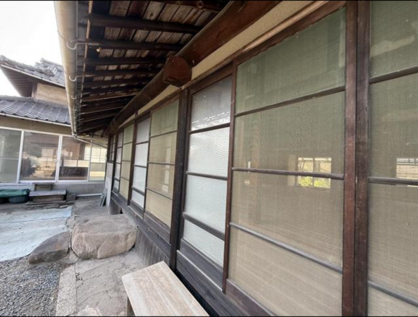 福山市田尻町、中古一戸建ての画像です