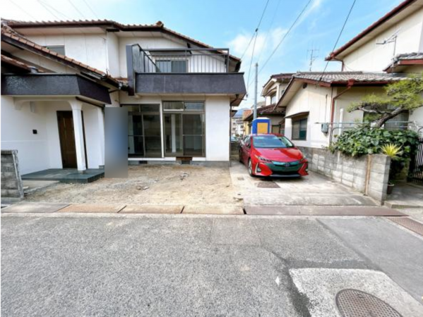 福山市山手町、中古一戸建ての画像です