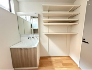 福山市草戸町、新築一戸建ての洗面画像です